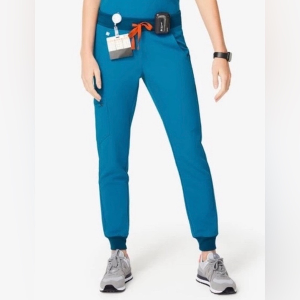 Figs Zamora alps blue